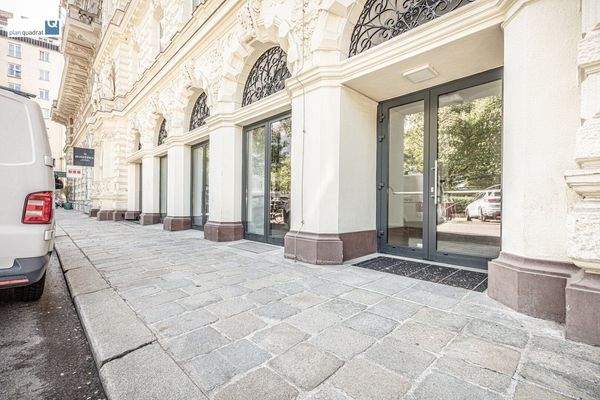 Außenansicht - Verkaufsebene