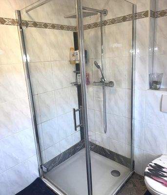 DG_Duschbad mit Dusche