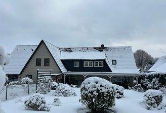 Garten im Schnee.JPG