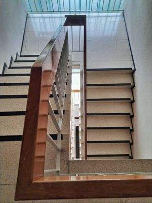 gepflegtes Treppenhaus