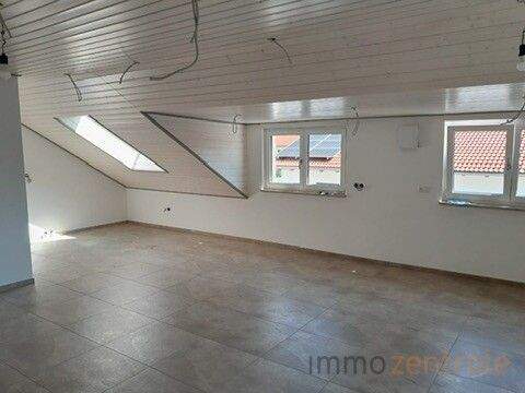 FB2E222B-8F40-4BBE-87DE-E2A77CF2E7F7_4_5005_c