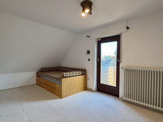 Zimmer 3 DG mit Zugang zum Balkon
