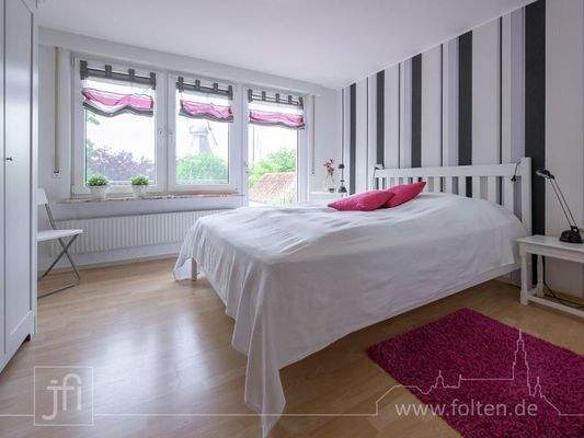 Schlafzimmer 2