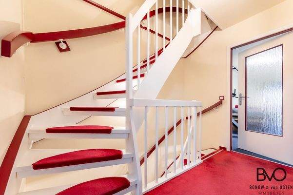 Treppenaufgang ins Dachgeschoss