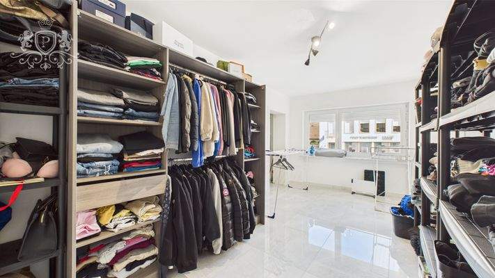 CAM01984G0-PR0474-STILL013