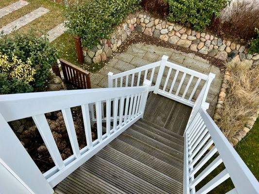 Treppenabgang von der Terrasse