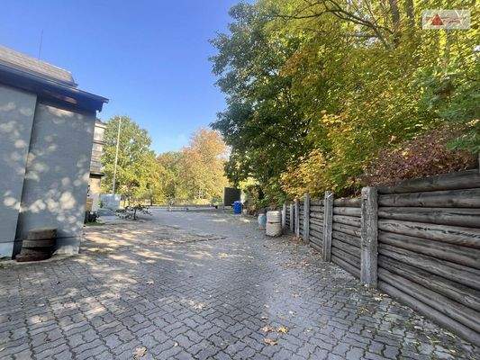 Ansicht Zufahrt Garage