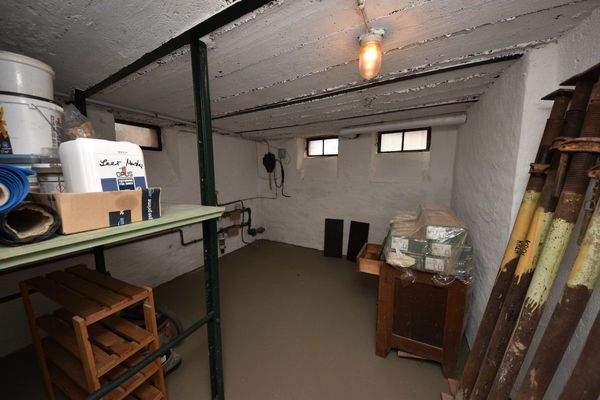 2- Familienhaus Hausanschlussraum