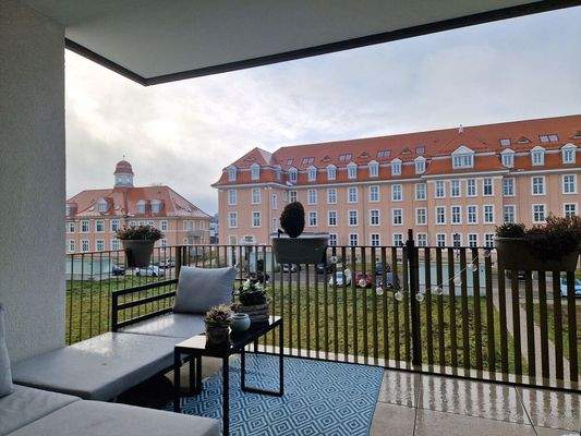 Süd-West-Balkon mit Überdachung