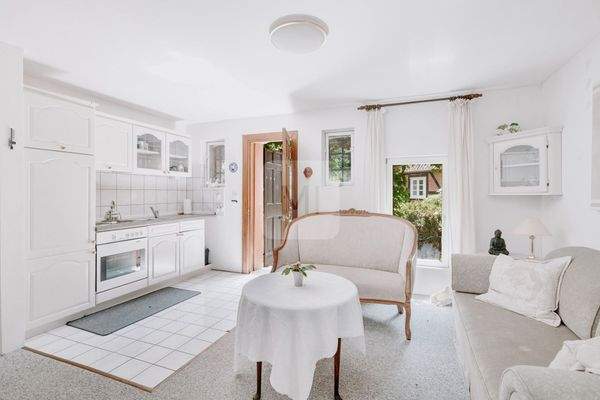 NEBENHAUS: WOHNKÜCHE I