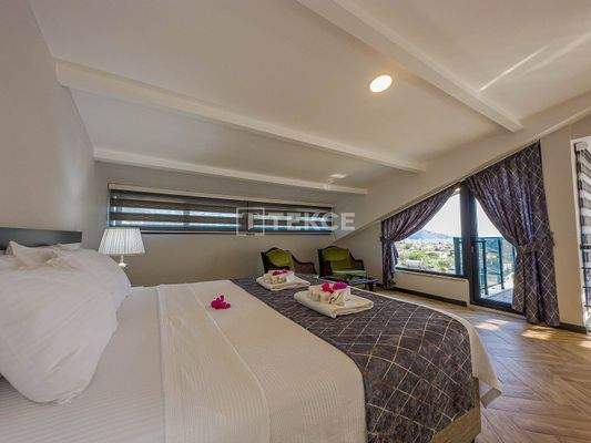 Private Pool 4-bedroom Villa in Nature in Fethiye