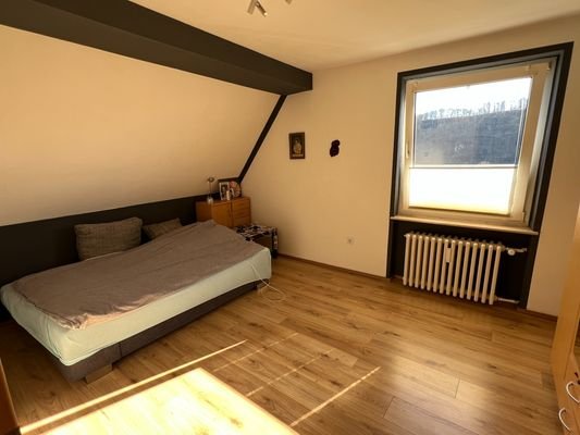 Schlafzimmer Nr.2 DG