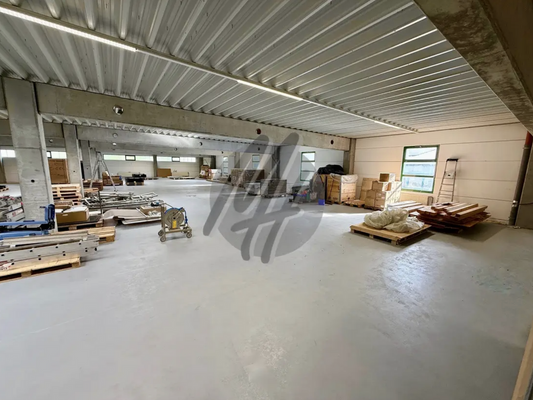 INFOS UNTER: 06171-586000