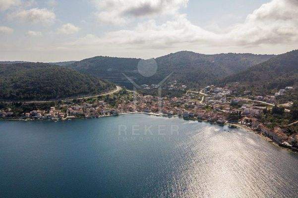 Traumhaftes Baugrundstück auf der zauberhaften Insel Vis