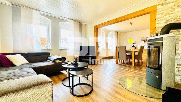 OG Wohn / Esszimmer offen / Kamin