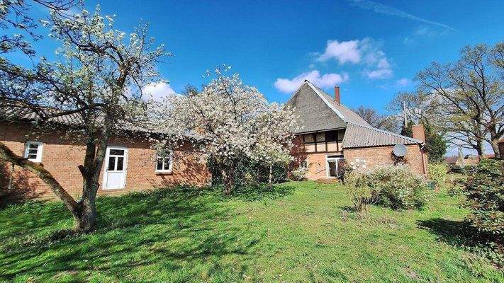 Hofansicht 105747.jpg