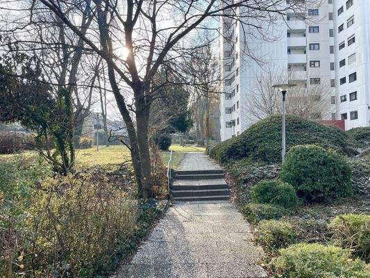 Wege zu den Häusern