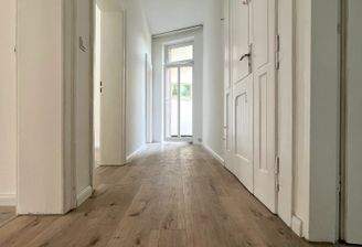 Stilaltbauwohnung mit hohen Decken