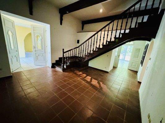 Treppenhaus Hauptwohnung