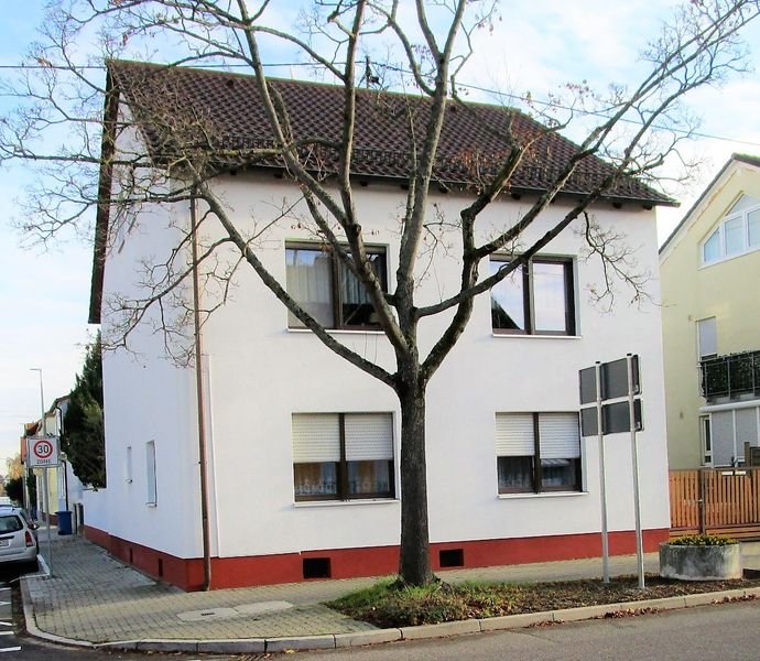 5 Zimmer Wohnung in Karlsruhe (Neureut)