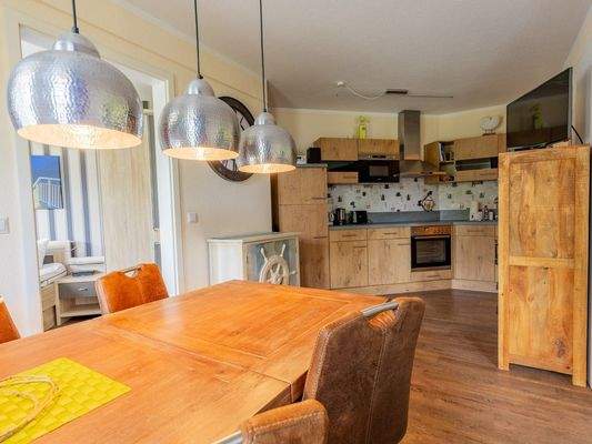 Essbereich mit Küche