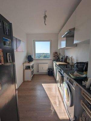 Einbauküche mit Geräten