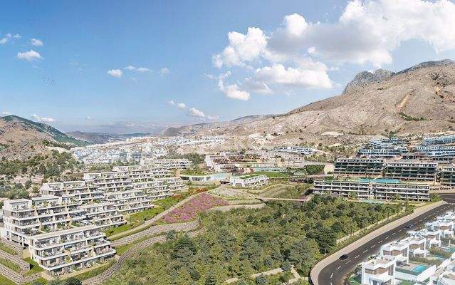 Upscale Properties with Sea Views in Finestrat Alicante