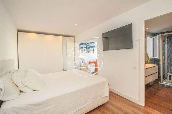 Hervorragendes Objekt