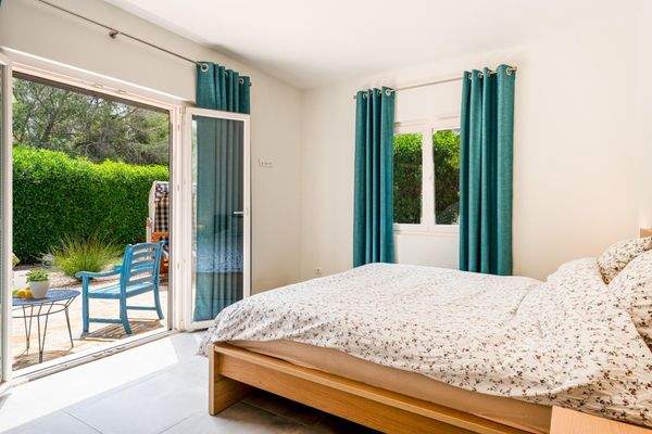 27149046-4a0c-4a75-9b0d-240b76ccf756