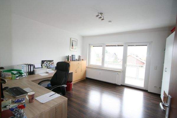 Schlafraum mit Südbalkon