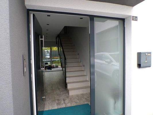 19 Eingang - Wohnhaus