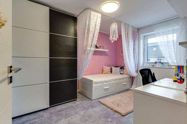 Zimmer 2, Ansicht II