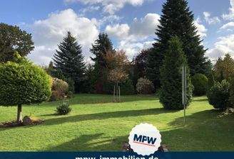 Blick über das Grundstück