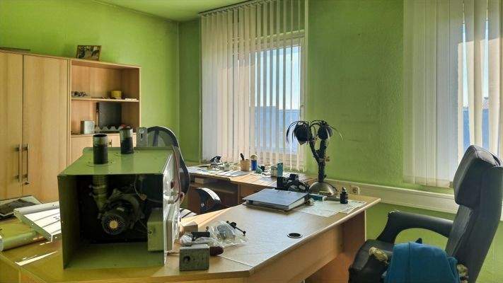 Bürogebäude Büro 4 im DG