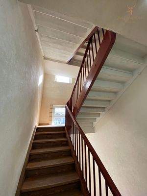 Treppenhaus renoviert