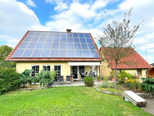 Sehr feines EFH mit PV-Anlage