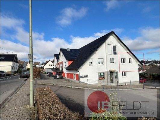 Seitenansicht auf den Eingang