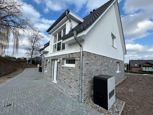 Hausansicht Reihenendhaus