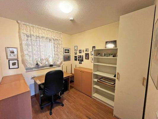 Arbeits-/Gästezimmer