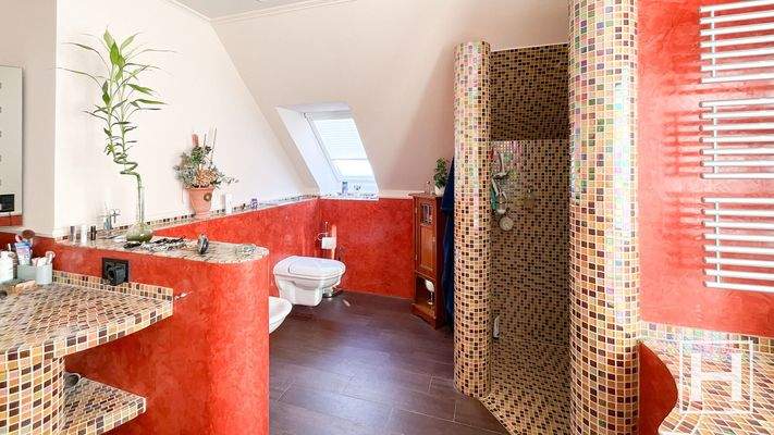 Besonderes Highlight - Badezimmer im Obergeschoss