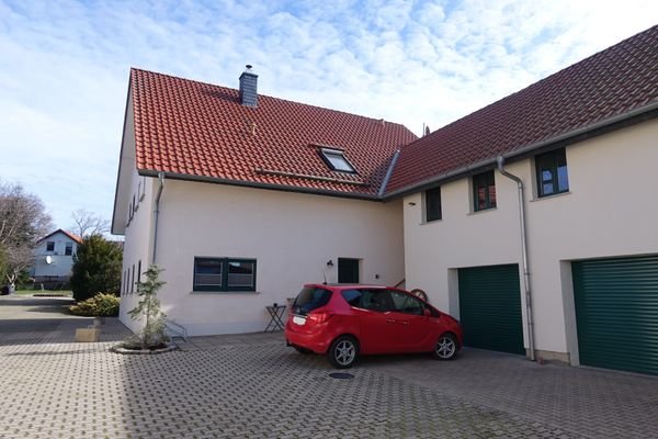 Hausansicht 2 WE + Pension