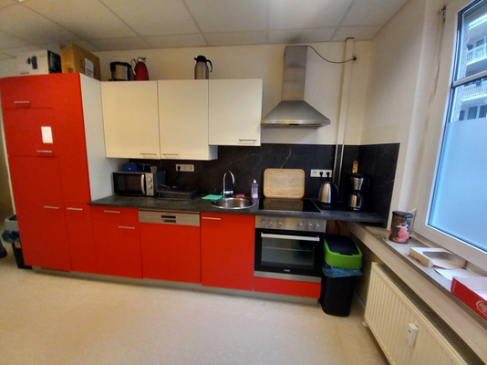 Küche im Personalraum