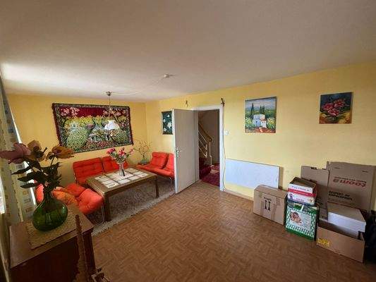 18 1. OG Zimmer 2 weitere Ansicht.JPEG