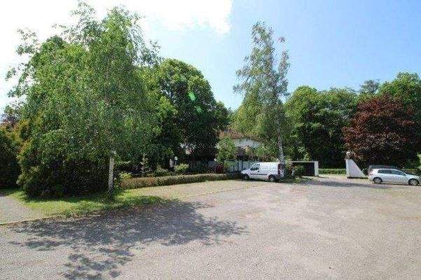 Parkplatz für ca. 40 PKW 