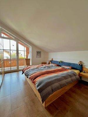 großes Schlafzimmer