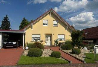 Haus: Straßenansicht