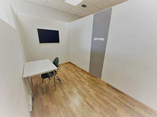 Raum hinter dem Eingangsbereich