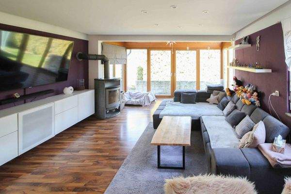 Wohnbereich mit Kamin