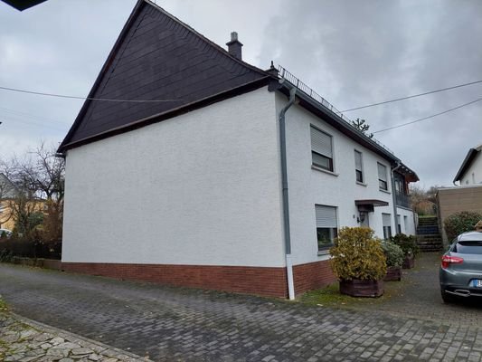 Straßenansicht