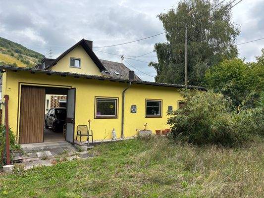 Garten und Zugang Garage.JPG